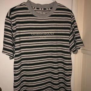 Guess T-Shirt.
